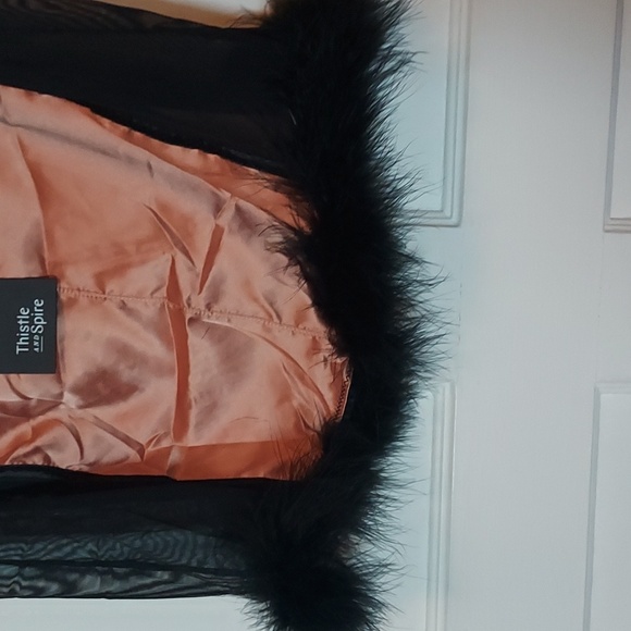 Thistle and Spire Fête Black Half Slip Size Medium - Picture 13 of 16